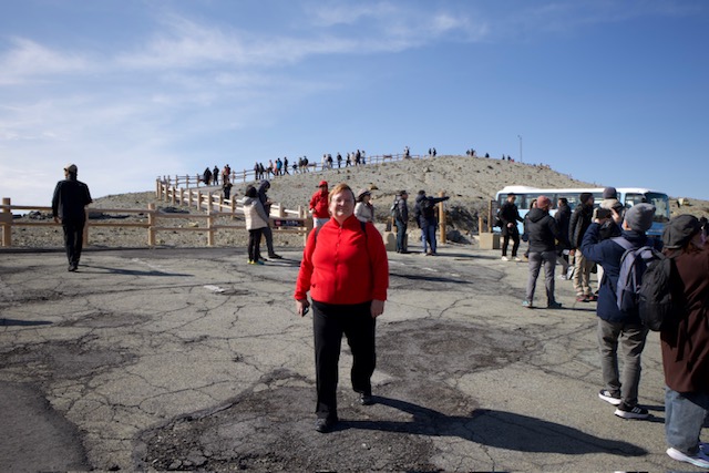 Katka u kráteru Aso