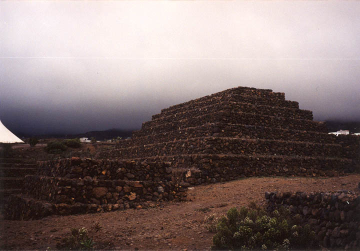 pyramida